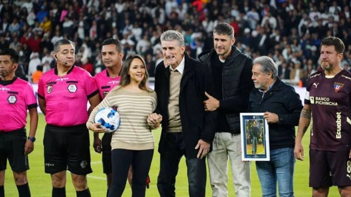 Edgardo Bauza's Health and Legacy Celebrated in Quito