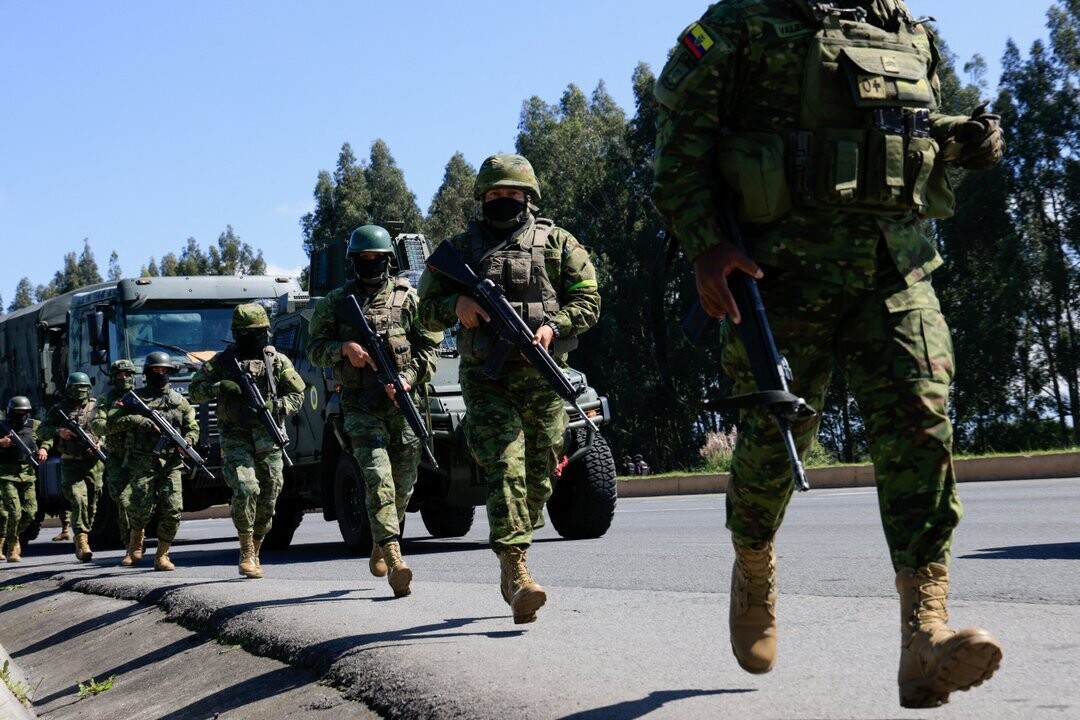 Разочарованный атакой дронов в тюрьме Гуаякиля