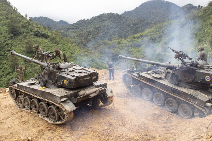 Ecuador Army Bombs Illegal Mining Zone in Border Region