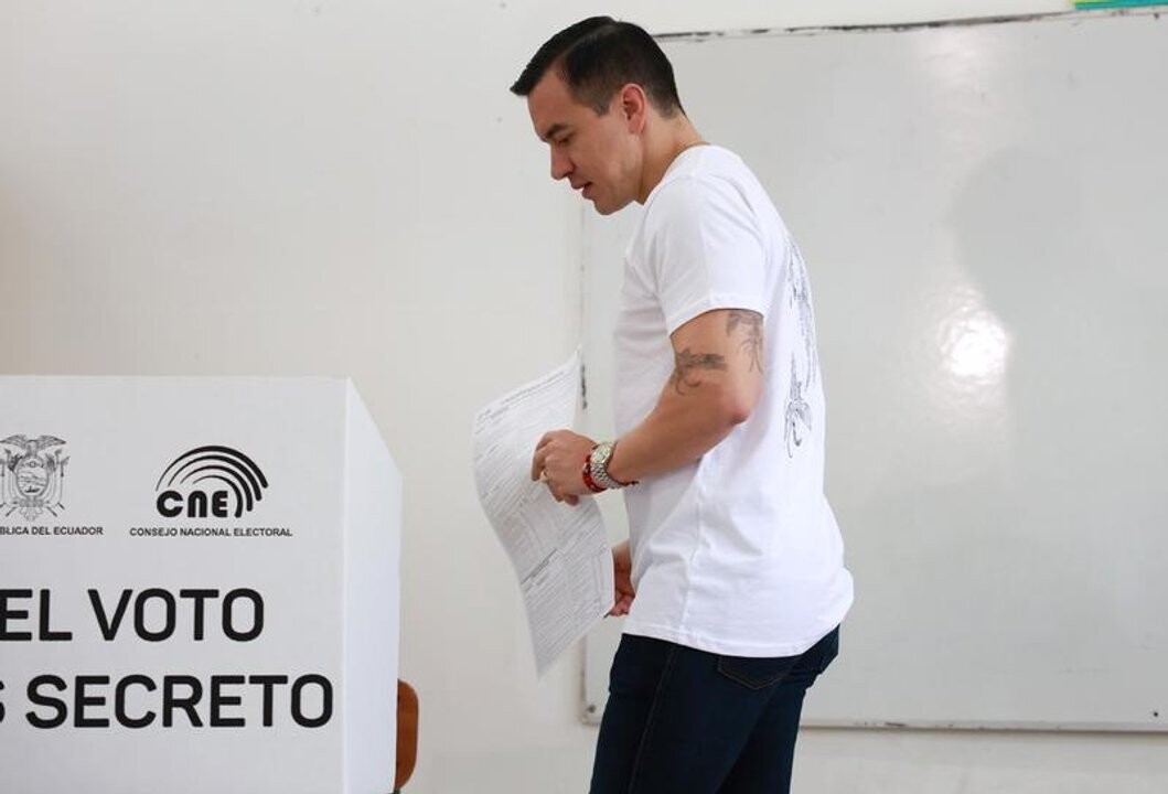 Ecuador's President Noboa reshuffles cabinet after electoral defeat