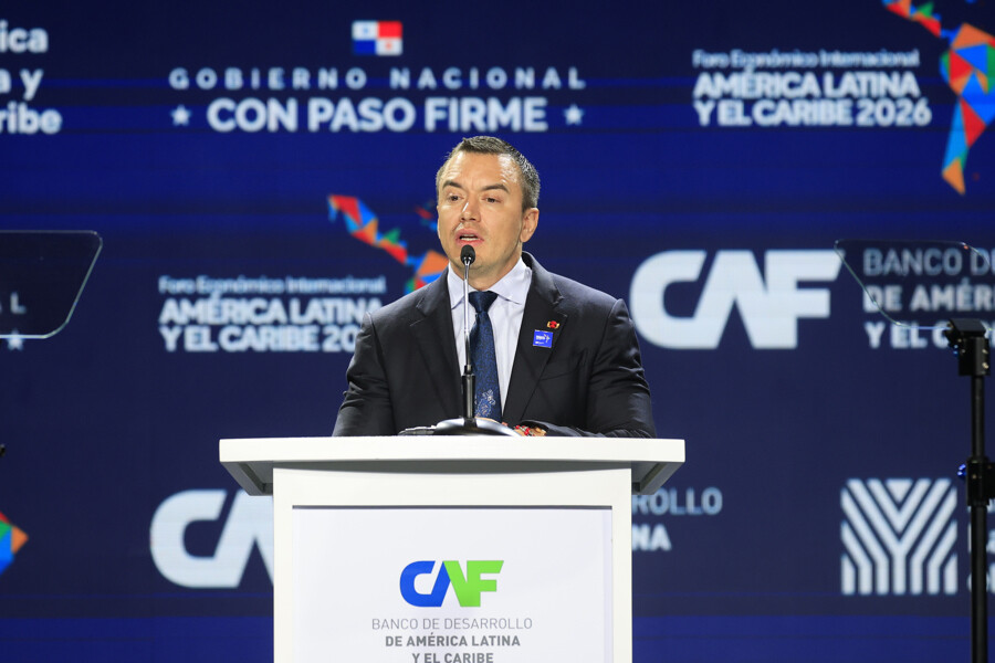 Ecuador's President: Latin America Can Grow by 5% Through Unity