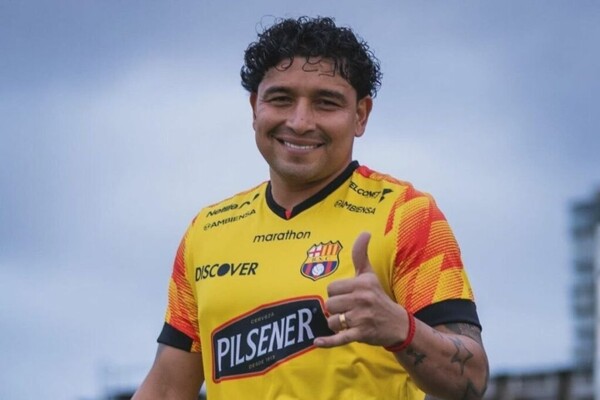 Ecuador's Barcelona SC player Mario Pineida assassinated in Guayaquil